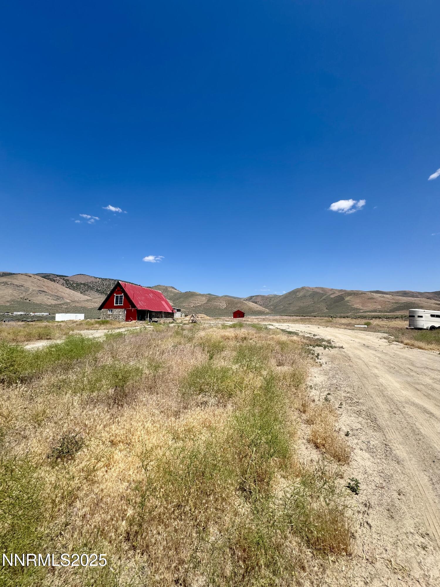 13995 Grass Valley Road Winnemucca, NV 89445 - Photo 2 of 21 IMG_7675