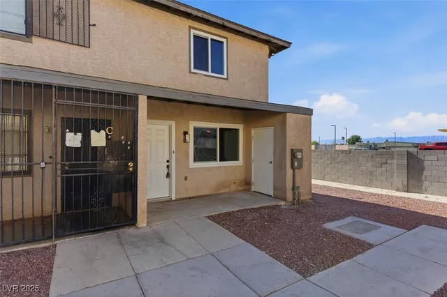$182,500 | 3517 Rio Robles Drive, Unit D, North Las Vegas, NV 89030