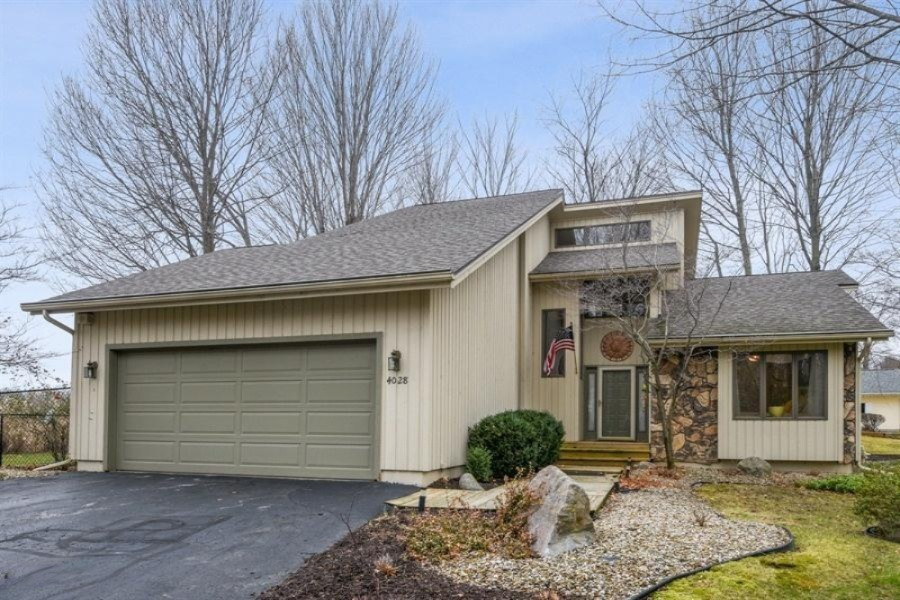 4028 Ravina Terrace St. Joseph, MI 49085 - Photo 1 of 18 01_4028RavinaTer_57_FrontView_LowRes