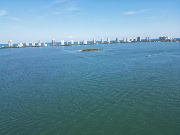 $149,900 | 101 Doolen Court, Unit 305, North Palm Beach, FL 33408