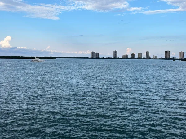 $149,900 | 101 Doolen Court, Unit 305, North Palm Beach, FL 33408