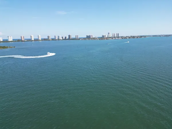 $149,900 | 101 Doolen Court, Unit 305, North Palm Beach, FL 33408