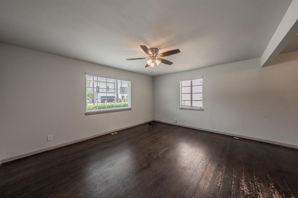 4411 Merrell Road Dallas, TX 75229 - Photo 3 of 20