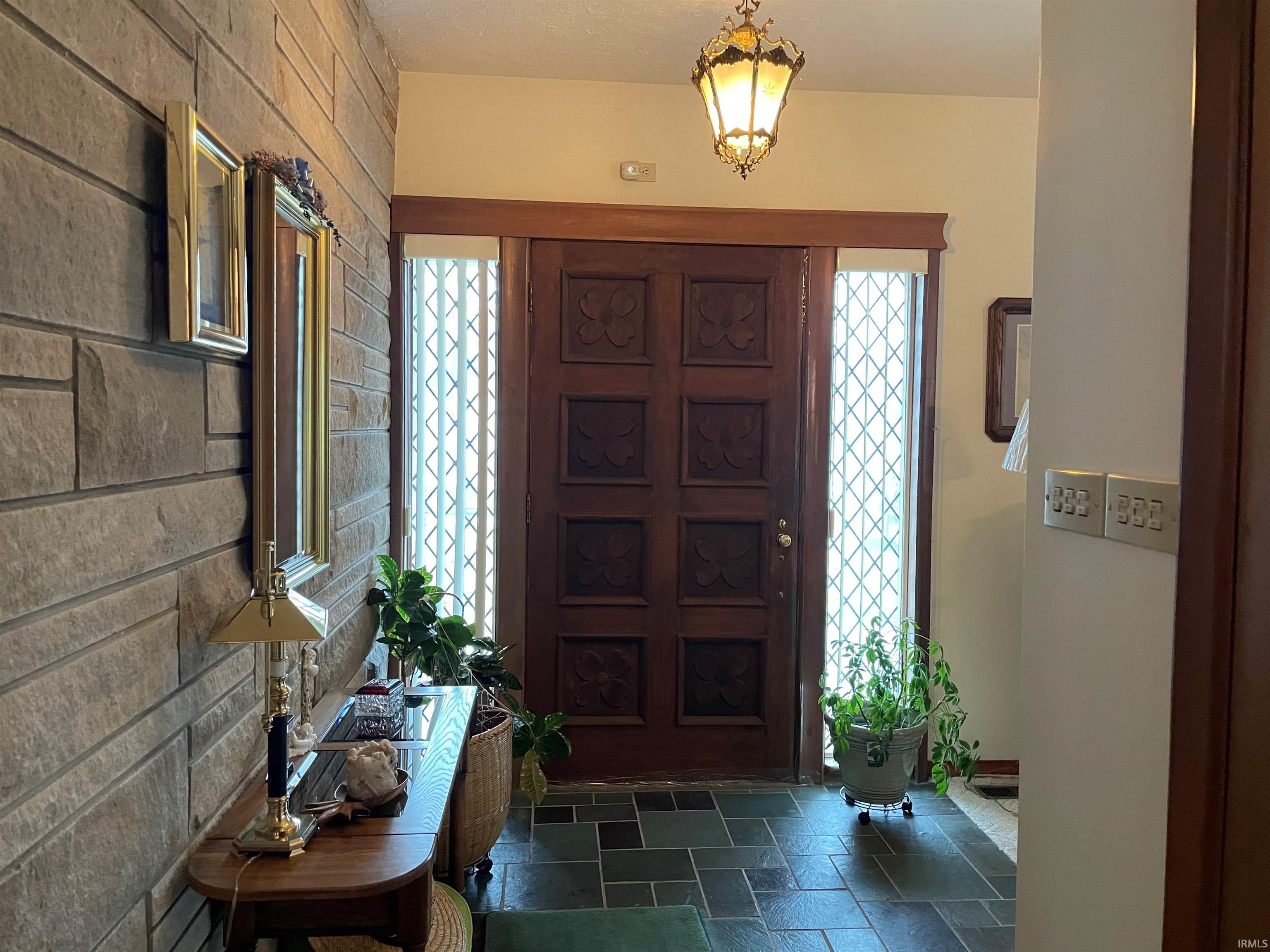 9125 North Mann Road Bloomington, IN 47404 - Photo 4 of 17