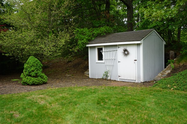 29 Abbott Road North Reading, MA 01864 - Photo 4 of 25 Gallery Image 4