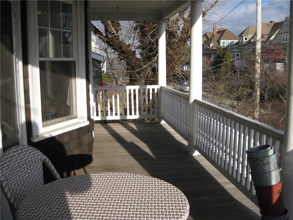 55 Windsor Road, Unit 2 Cranston, RI 02905 - Photo 5 of 35