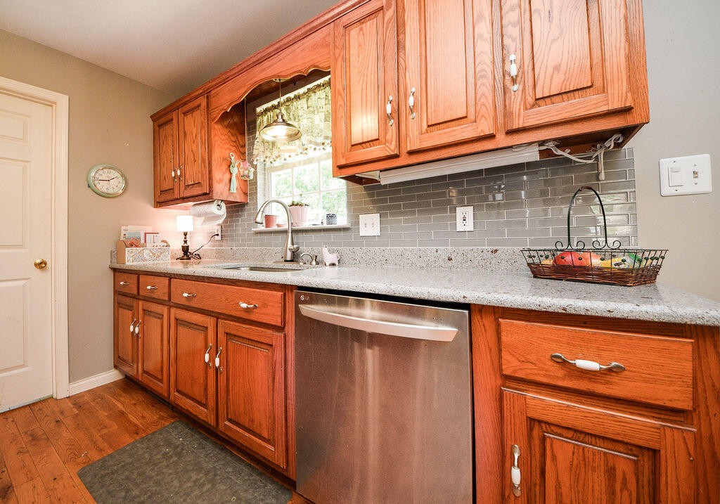 102 Golden Maple Trail Northwest Charleston, TN 37310 - Photo 11 of 32 Gallery Image 11