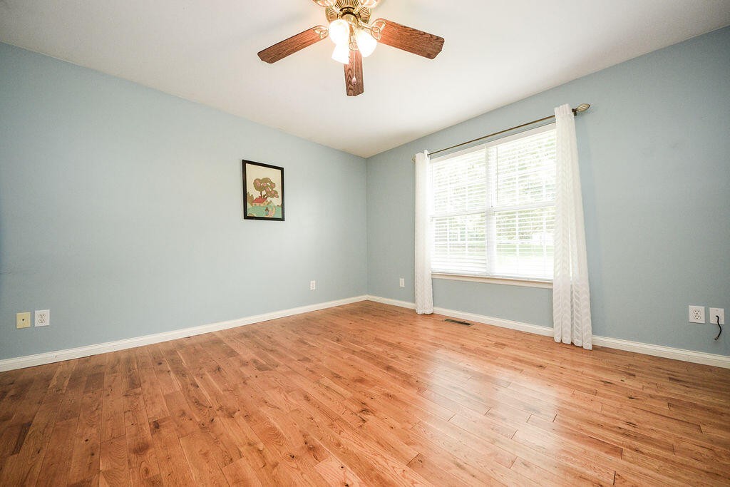 102 Golden Maple Trail Northwest Charleston, TN 37310 - Photo 14 of 32 Gallery Image 14