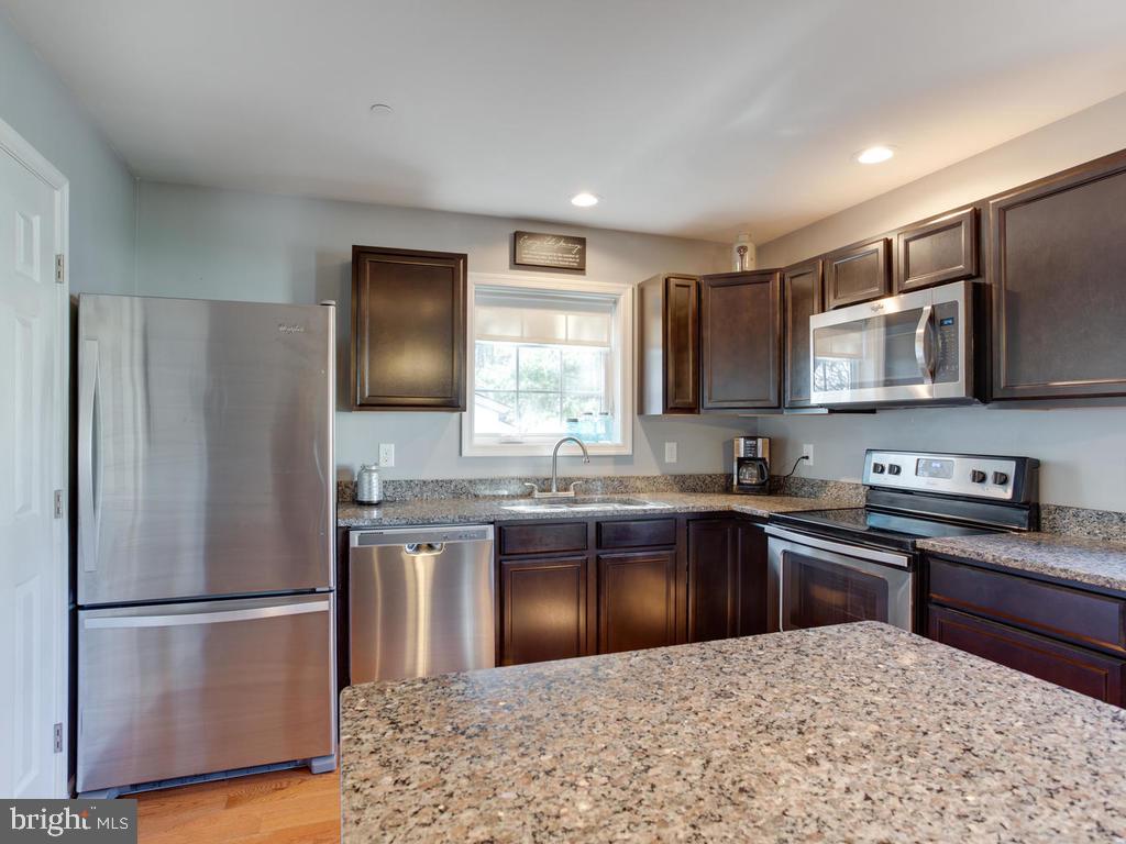 207 Park Avenue Ridgely, MD 21660 - Photo 5 of 28 Just like new. Seller pride right here!