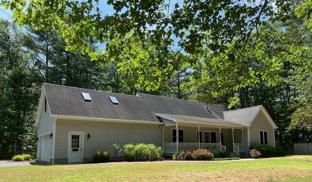 960 Fuller Road Peru, NY 12972 - Photo 3 of 34