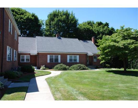 47 Charlesbank Road, Unit A Newton, MA 02458 - Photo 3 of 13 Gallery Image 3