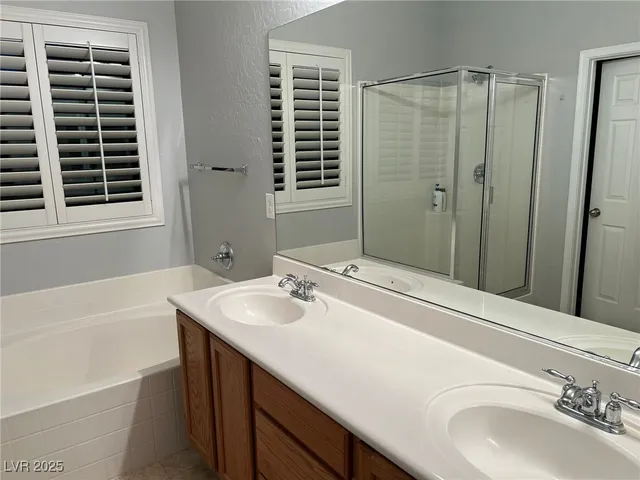 $2,350 | 2668 Dirleton Place, Henderson, NV 89044