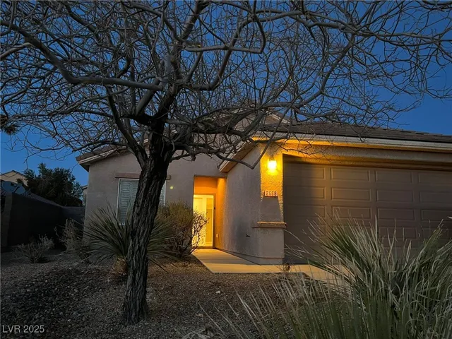 $2,350 | 2668 Dirleton Place, Henderson, NV 89044