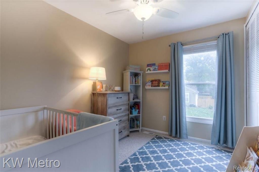 1137 Pine Ridge Court Rochester Hills, MI 48306 - Photo 17 of 27