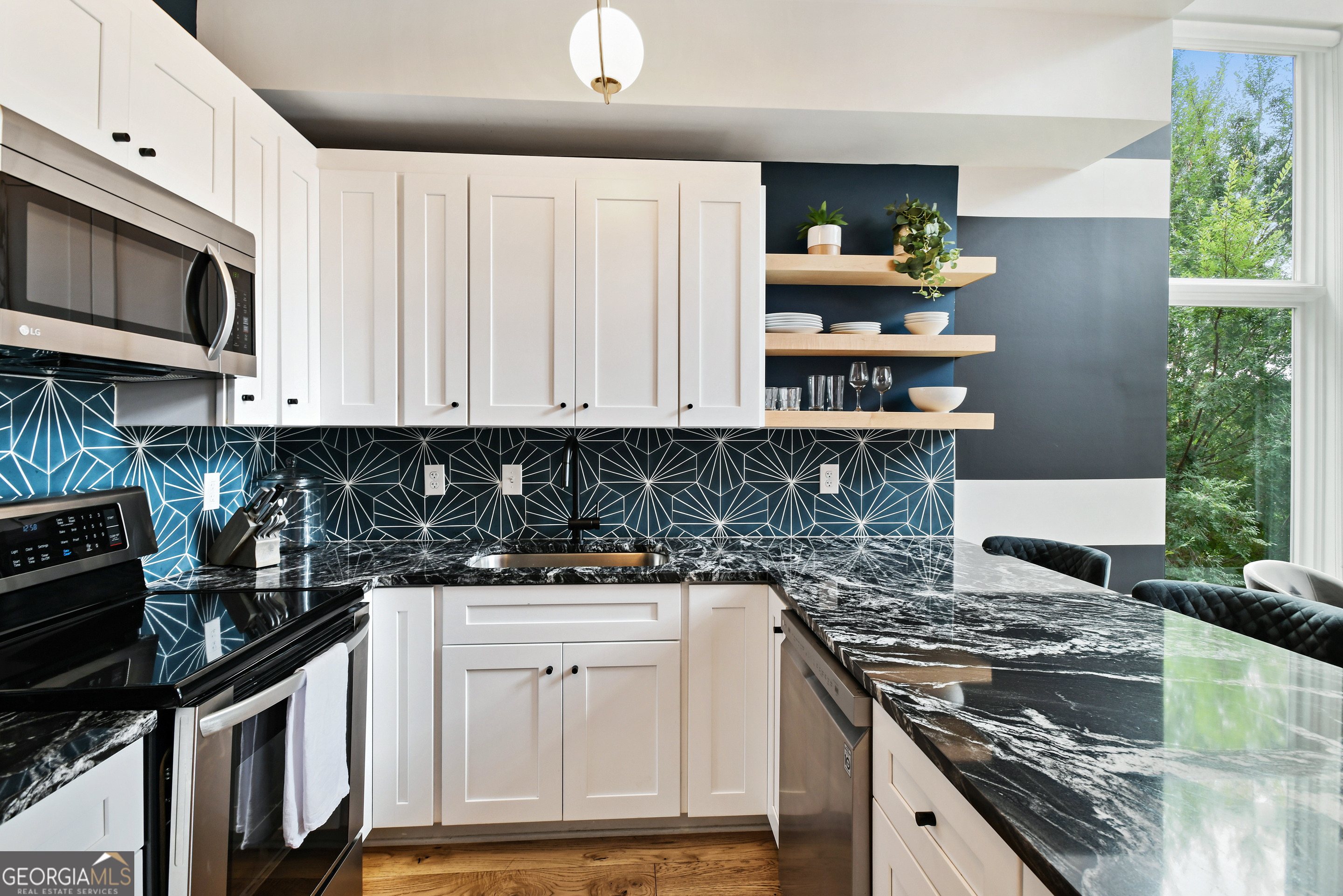 208 12th Street Northeast, Unit 304 Atlanta, GA 30309 - Photo 7 of 34