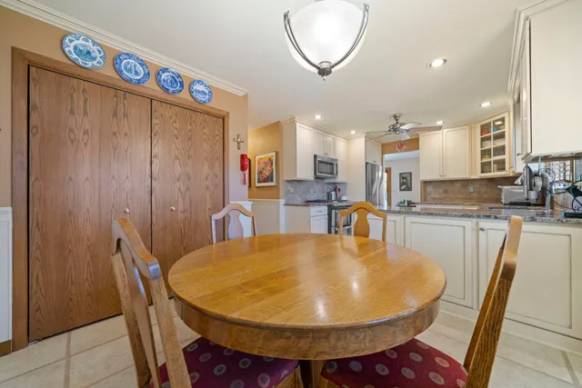 $395,000 | 6641 Thomas Parkway, Rockford, IL 61114