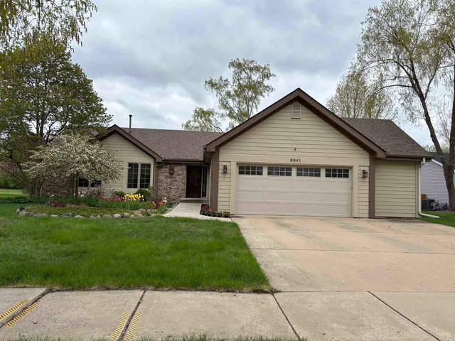 $395,000 | 6641 Thomas Parkway, Rockford, IL 61114