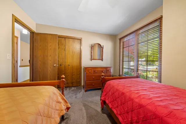 $395,000 | 6641 Thomas Parkway, Rockford, IL 61114