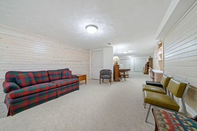 $395,000 | 6641 Thomas Parkway, Rockford, IL 61114