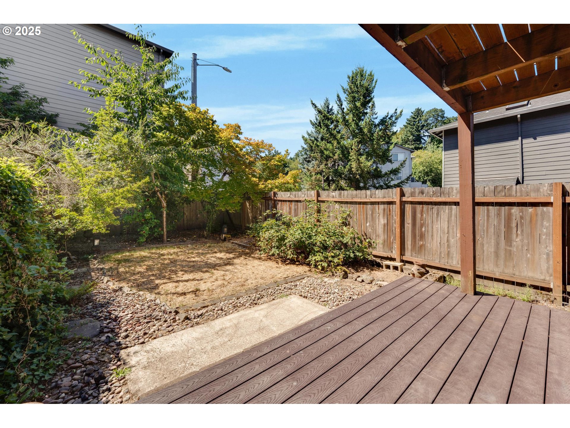 4815 Southwest 1st Avenue Portland, OR 97239 - Photo 31 of 43 a view of a backyard of the house