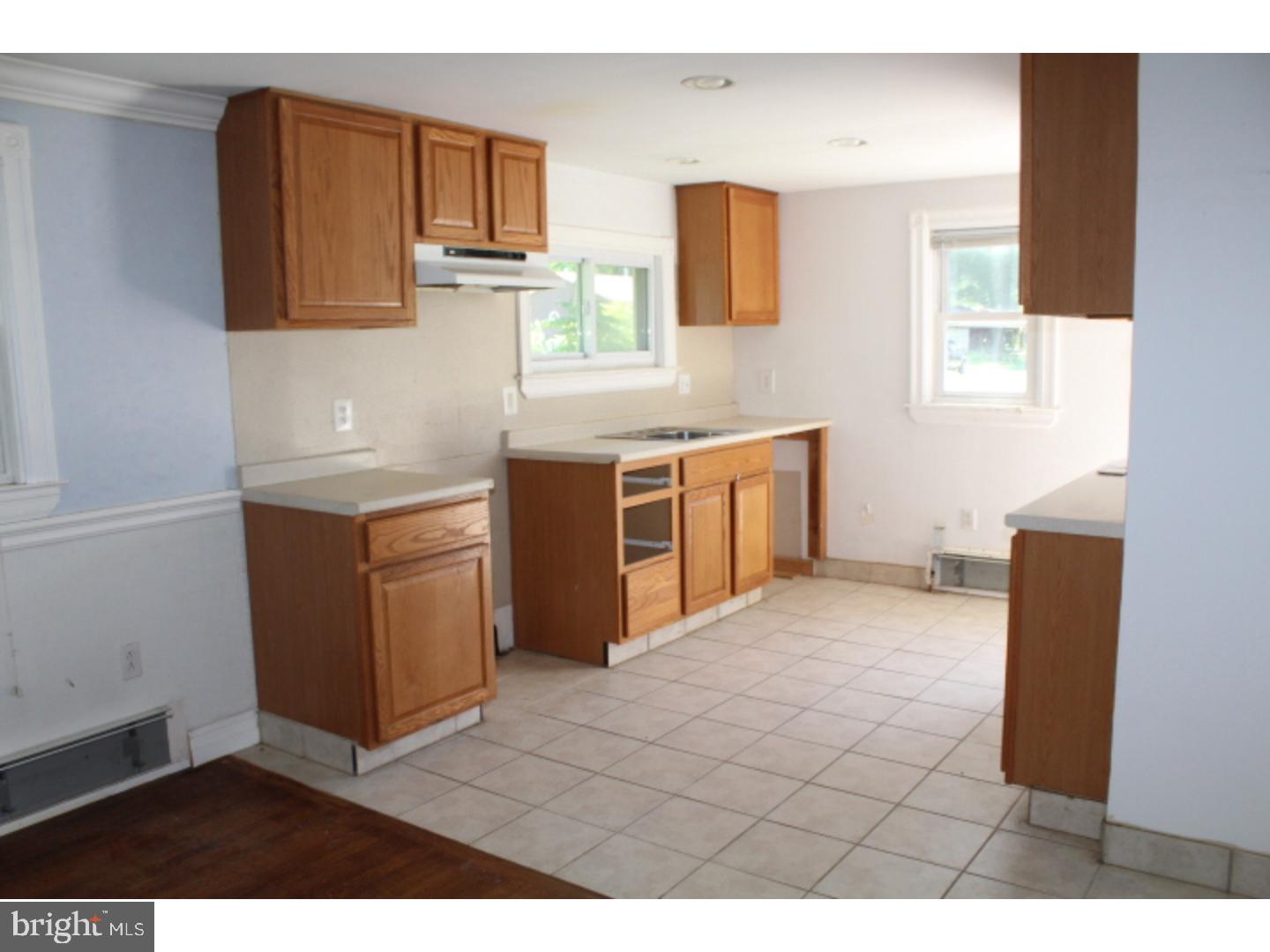 235 North Woodbury Road Pitman, NJ 08071 - Photo 5 of 14 Gallery Image 5