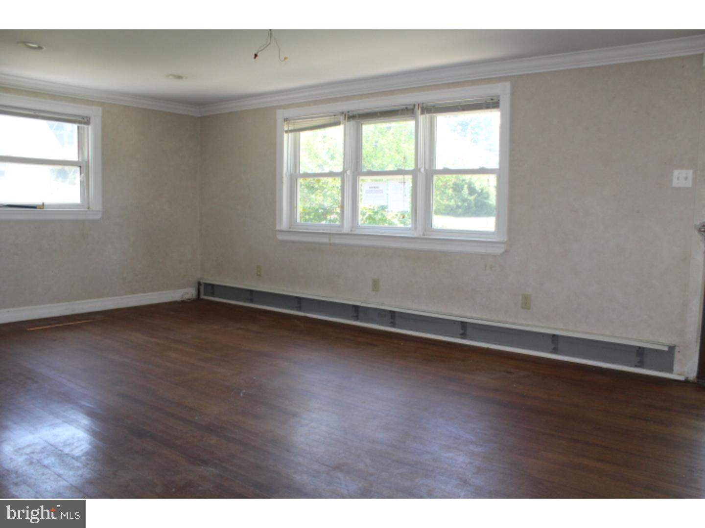 235 North Woodbury Road Pitman, NJ 08071 - Photo 7 of 14 Gallery Image 7