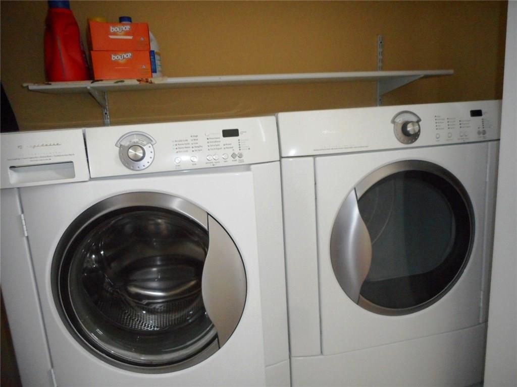 25 York Farm Road Sabattus, ME 04280 - Photo 26 of 35 Laundry area
