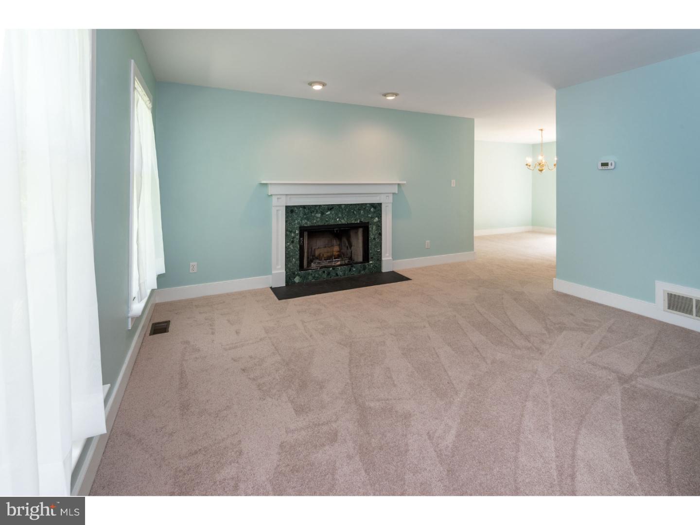 599 Reeds Road Downingtown, PA 19335 - Photo 11 of 25 Living Room