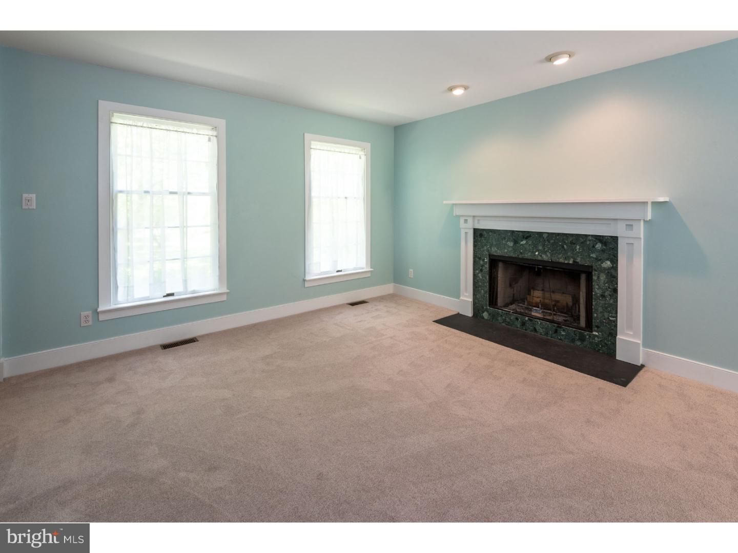 599 Reeds Road Downingtown, PA 19335 - Photo 12 of 25 Living Room