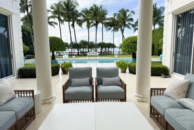 $150,000 | 1494 North Lake Way, Palm Beach, FL 33480