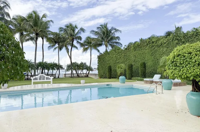 $150,000 | 1494 North Lake Way, Palm Beach, FL 33480