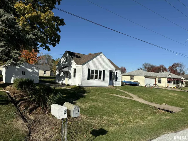 $117,900 | 3 Anderson Avenue, Milan, IL 61264