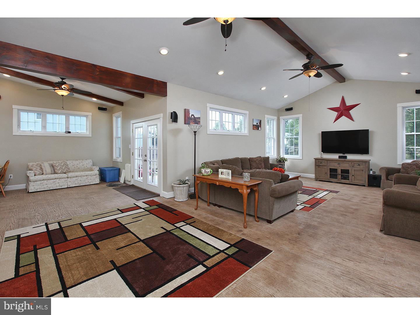 25 Dealtown Road Elmer, NJ 08318 - Photo 11 of 20 Great Room