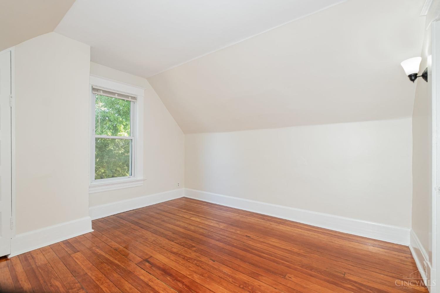 3438 Brotherton Road Cincinnati, OH 45209 - Photo 15 of 25