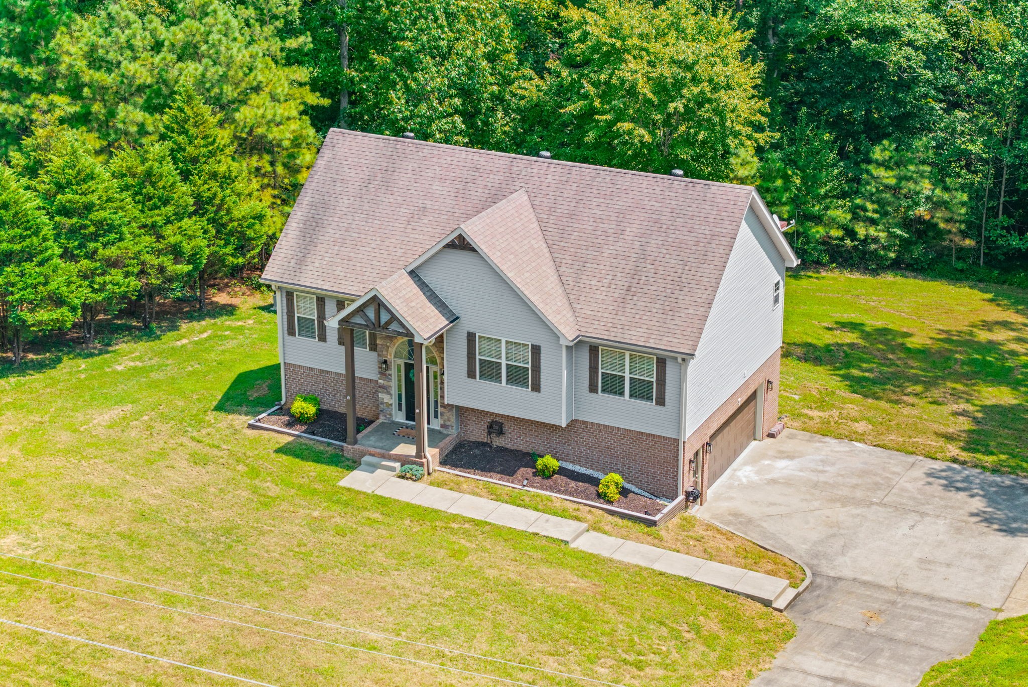 5005 Marion Road Cunningham, TN 37052 - Photo 1 of 63 Gallery Image 1