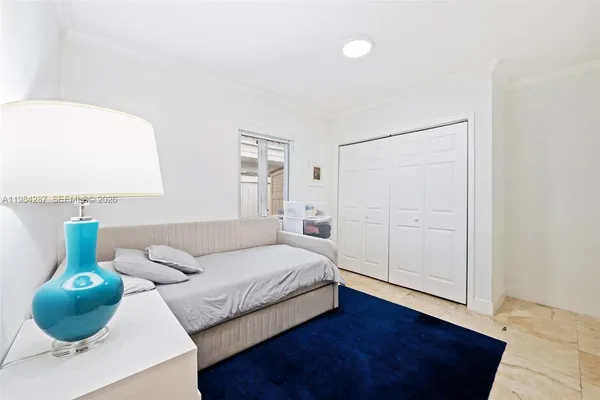 $19,500 | 200 West Mashta Drive, Key Biscayne, FL 33149