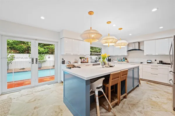 $19,500 | 200 West Mashta Drive, Key Biscayne, FL 33149