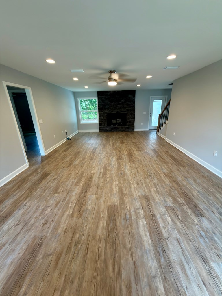 403 Randwick Road Dothan, AL 36301 - Photo 3 of 35