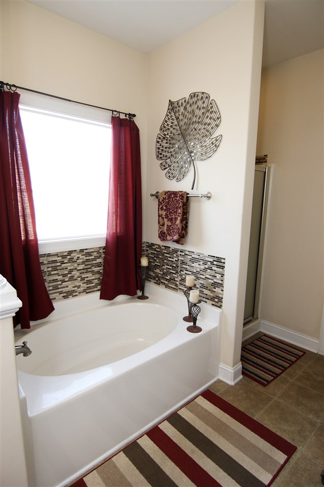 633 Shadetree Road Benson, NC 27504 - Photo 16 of 25 Master Bath