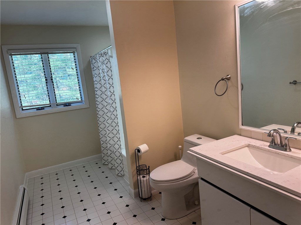 4 Wolfe Court Coventry, RI 02816 - Photo 24 of 41