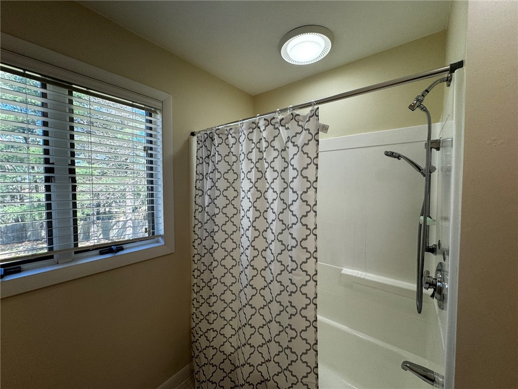 4 Wolfe Court Coventry, RI 02816 - Photo 26 of 41