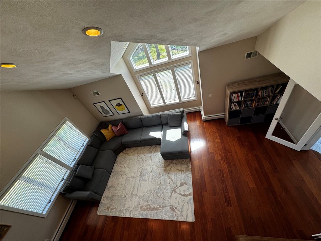 4 Wolfe Court Coventry, RI 02816 - Photo 33 of 41