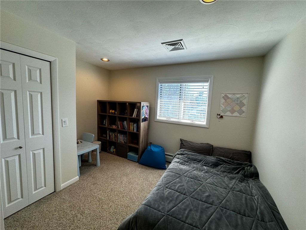 4 Wolfe Court Coventry, RI 02816 - Photo 38 of 41