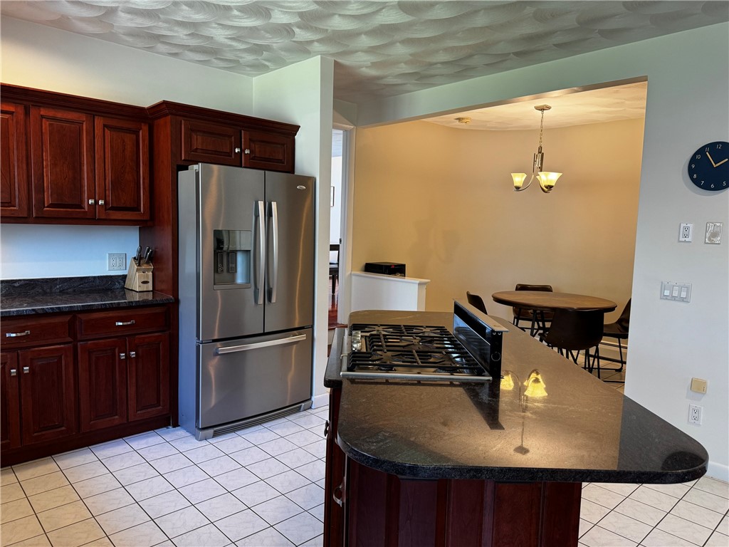 4 Wolfe Court Coventry, RI 02816 - Photo 10 of 41