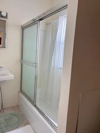 $1,700 | 15 B Windsor Avenue, Unit 15B, Acton, MA 01720