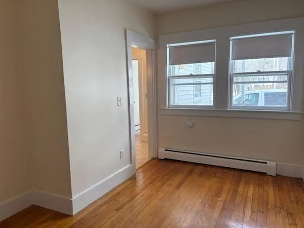 $1,700 | 15 B Windsor Avenue, Unit 15B, Acton, MA 01720