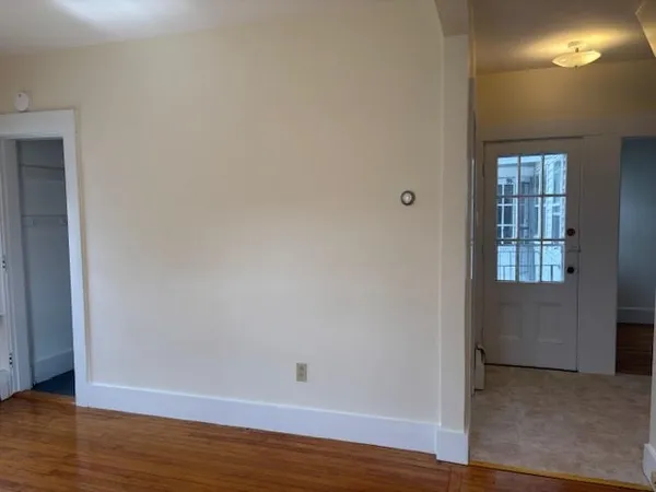 $1,700 | 15 B Windsor Avenue, Unit 15B, Acton, MA 01720