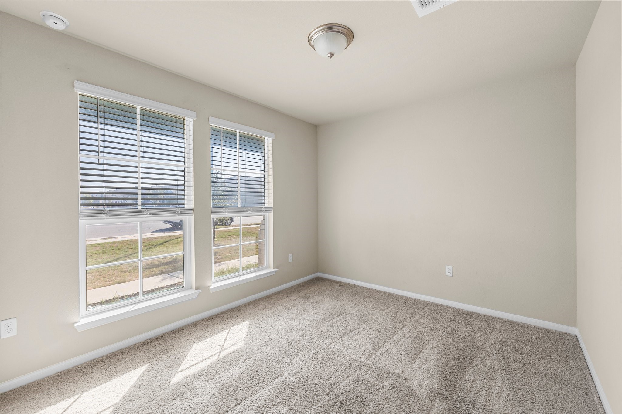 910 Comal Run Hutto, TX 78634 - Photo 18 of 25 Third bedroom.