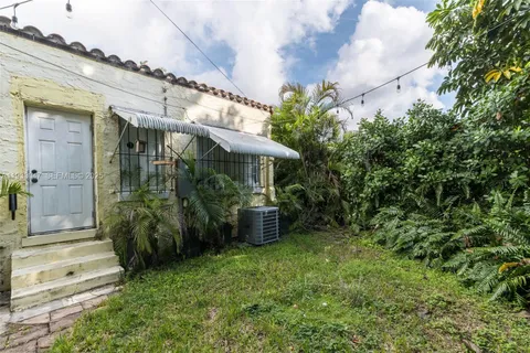$950,000 | 222 Romano Avenue, Coral Gables, FL 33134