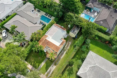 $950,000 | 222 Romano Avenue, Coral Gables, FL 33134